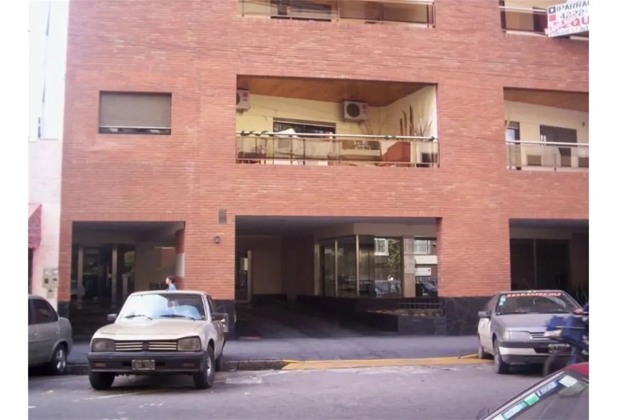 Квартира с 1 спальней и патио на аренду в Avellaneda