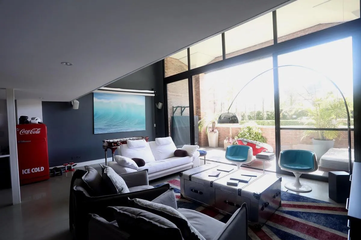 Apartamento mobiliado duplex de 2 dormitórios em Martínez