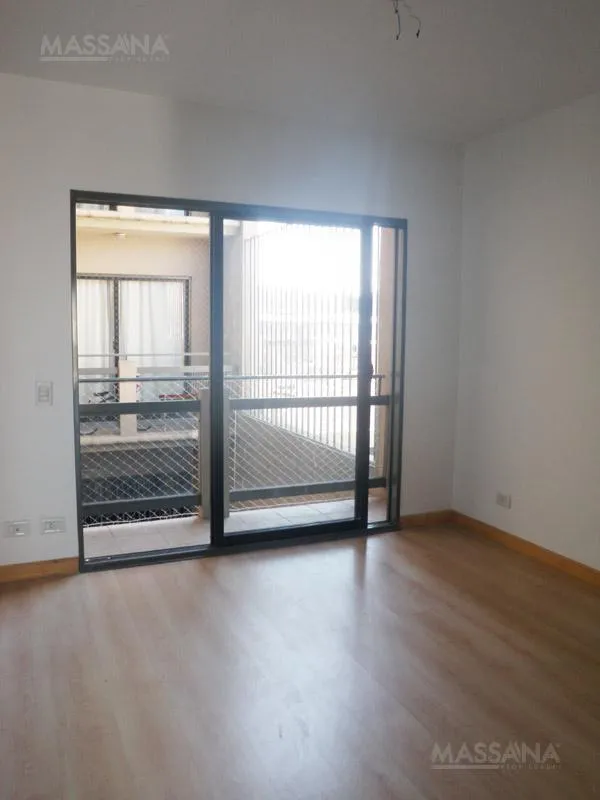 Квартира с 1 спальней и балконом в Villa Urquiza