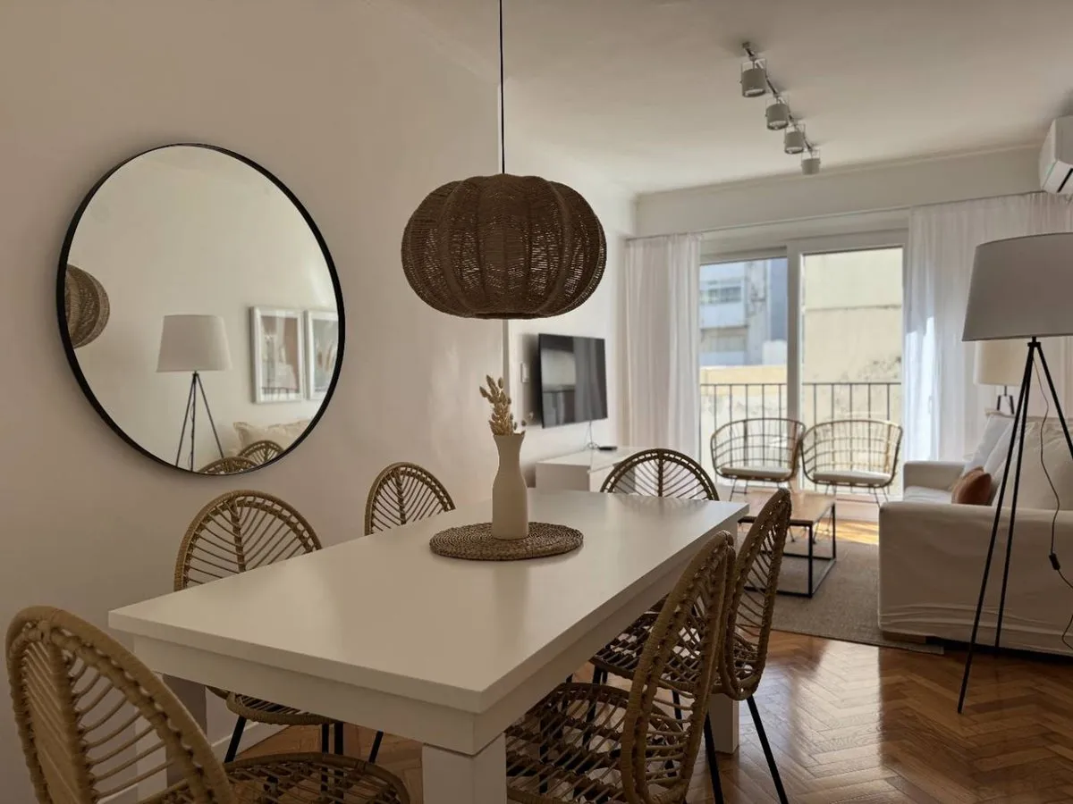 Apartamento de três ambientes mobiliado em Recoleta