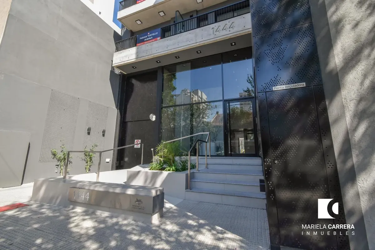 Brand-new three-room apartment with garage and storage in Lomas de Zamora
