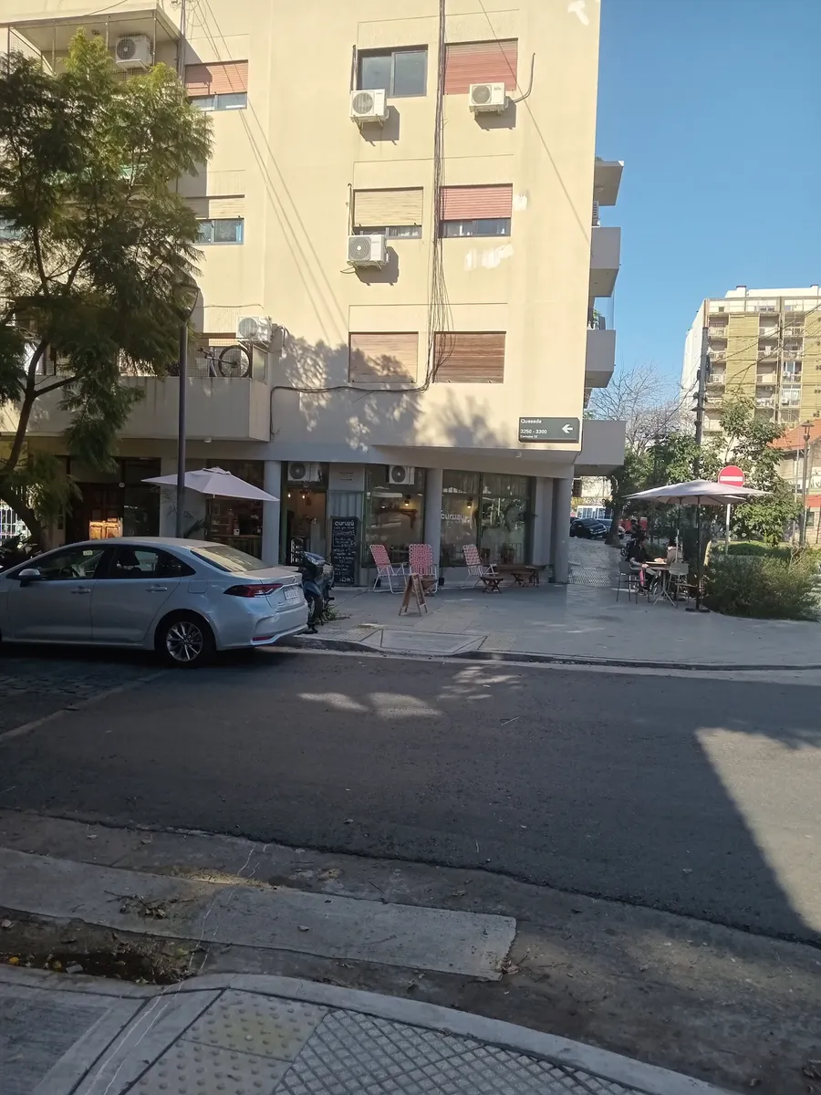 Apartamento de 3 ambientes com 2 quartos em Coghlan