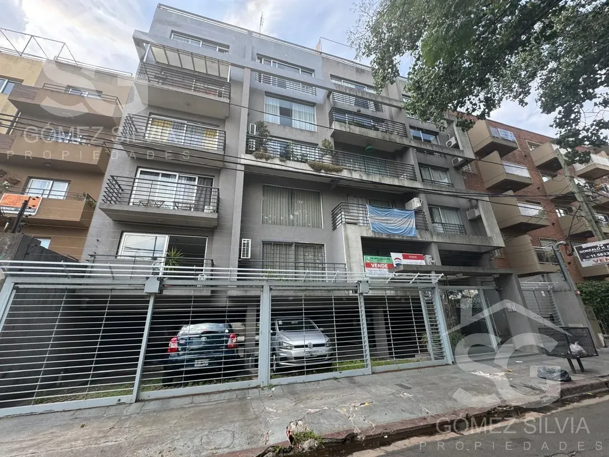 Departamento de 2 ambientes en alquiler temporal en Castelar Centro
