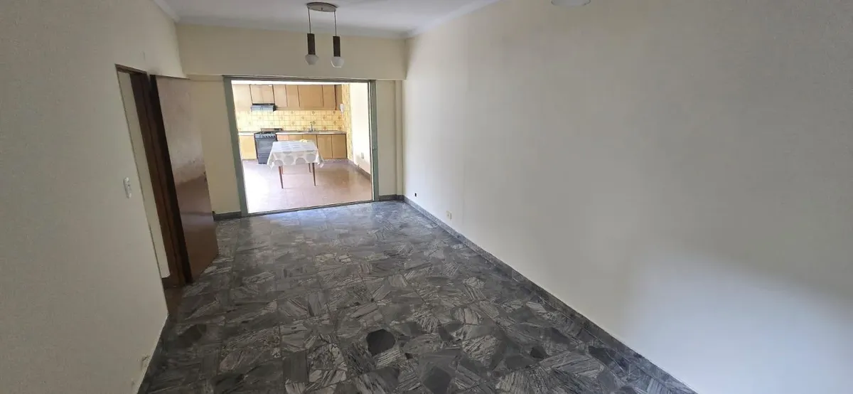 Departamento de 4 ambientes con 3 dormitorios en José León Suárez