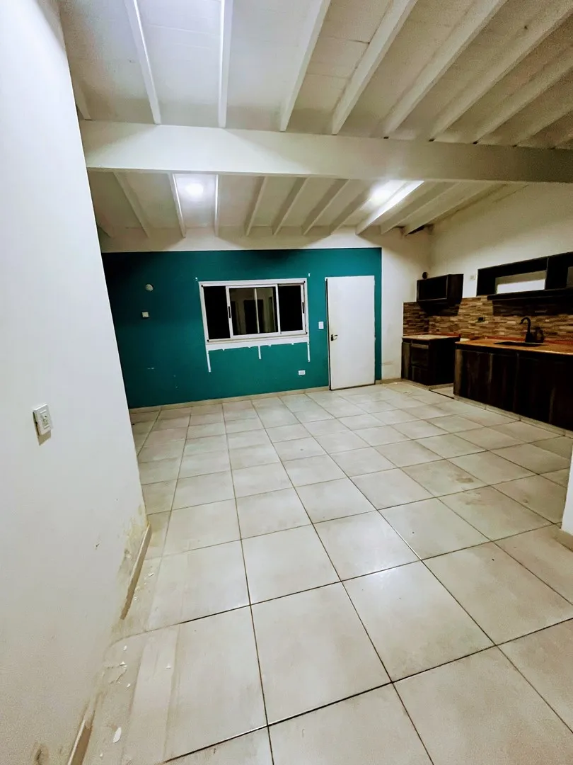 Квартира с 2 спальнями в Bernal, Quilmes, с балконом