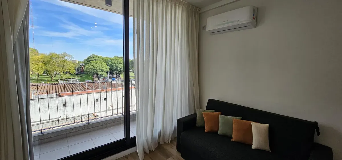 Apartamento de dois ambientes mobiliado em Chacarita