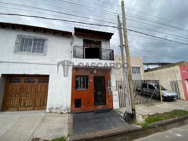 Apartamento duplex de 1 quarto em Gerli (Lanús)