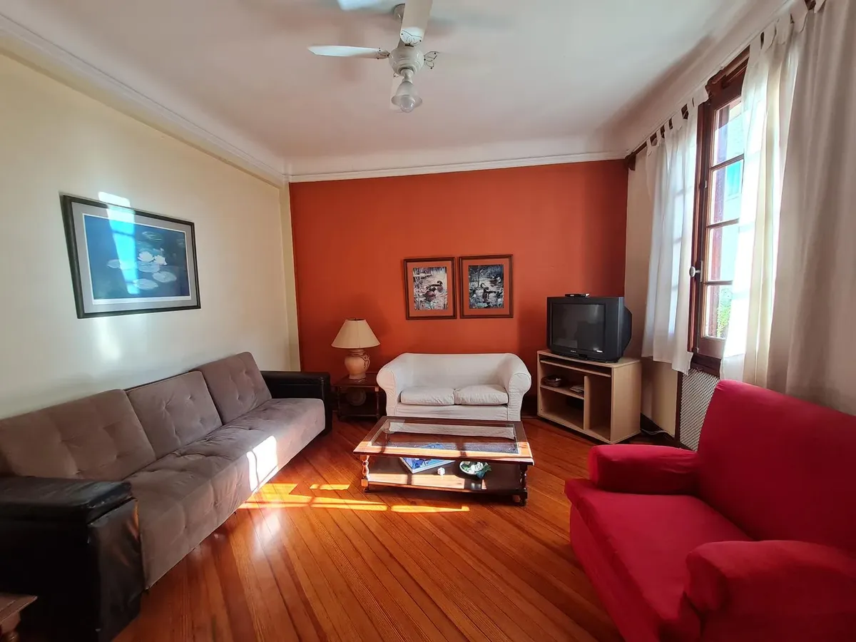 Furnished two-bedroom apartment in Recoleta