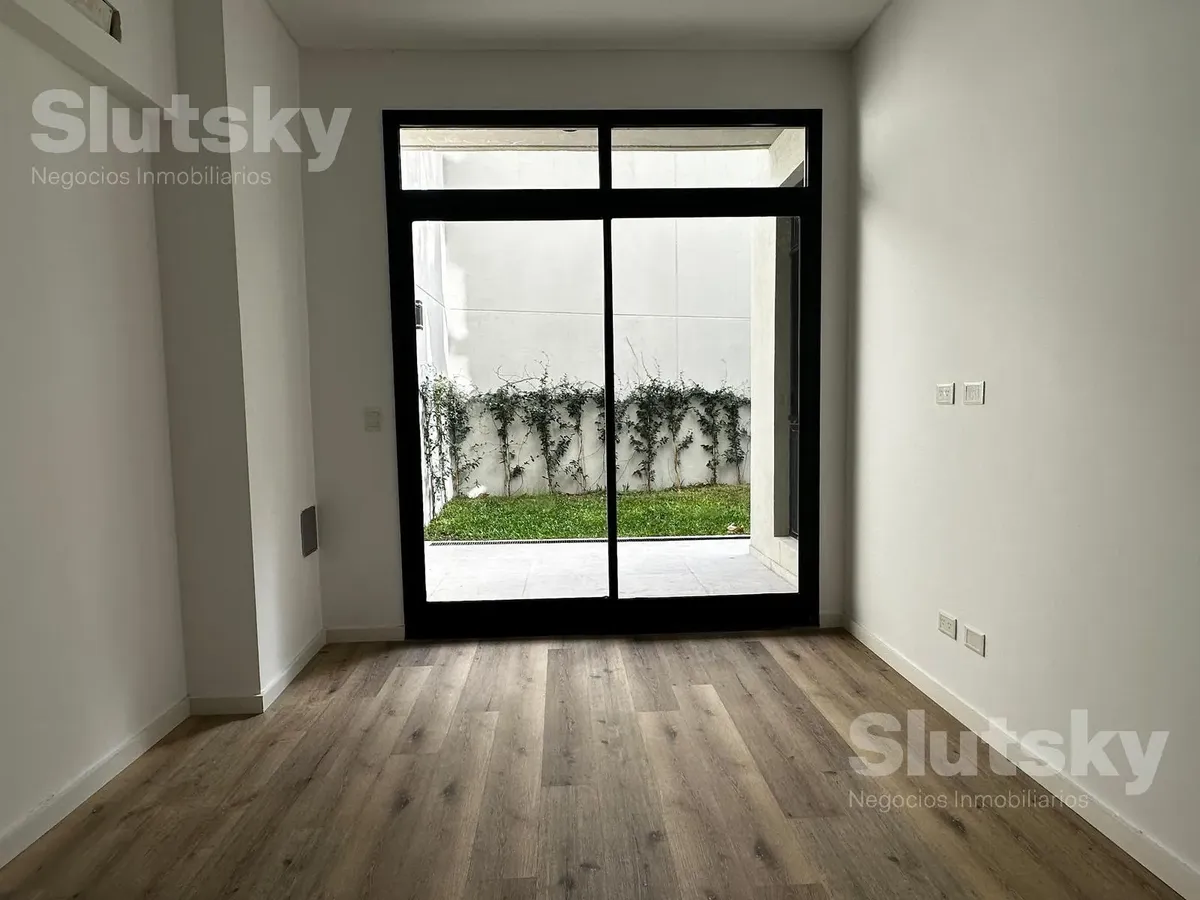 Brand new two-bedroom apartment with patio in Chacarita