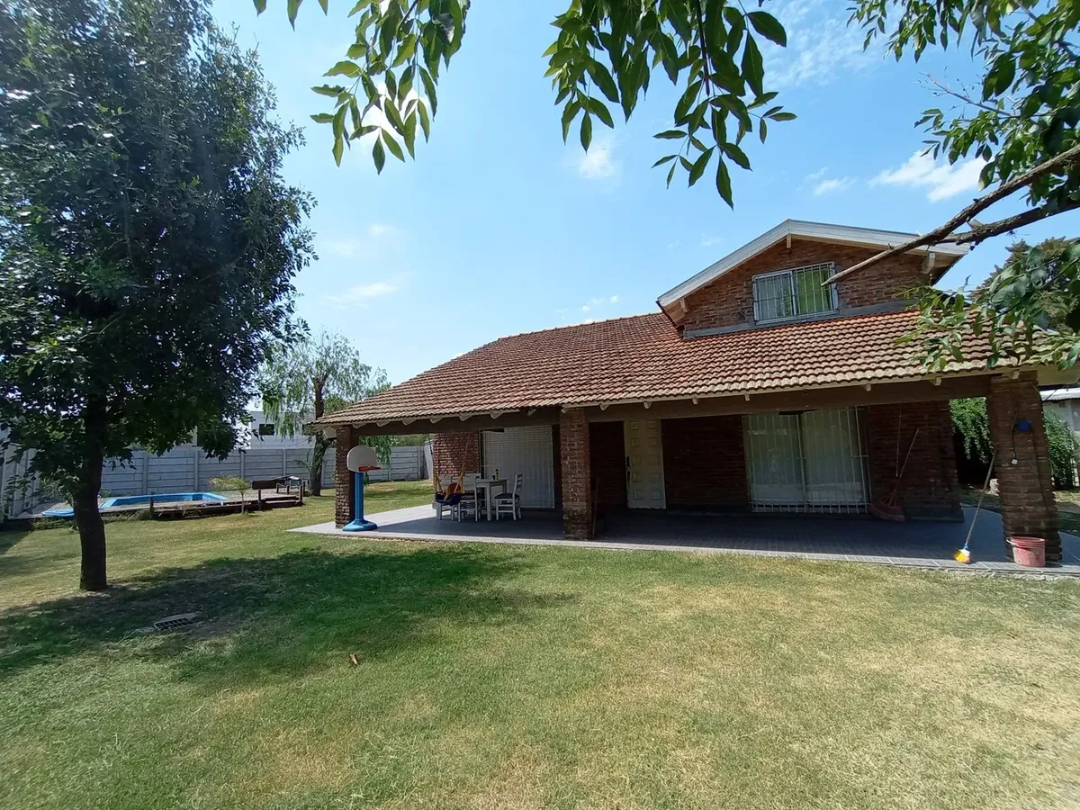 Casa tipo chalet en alquiler con 3 dormitorios en Benavídez, Tigre
