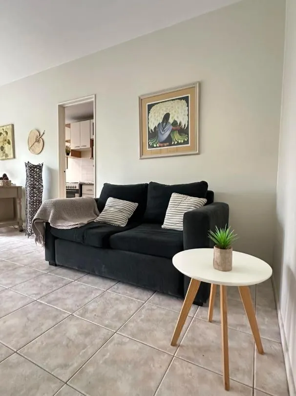 Двухкомнатная квартира с 1 спальней в Coghlan