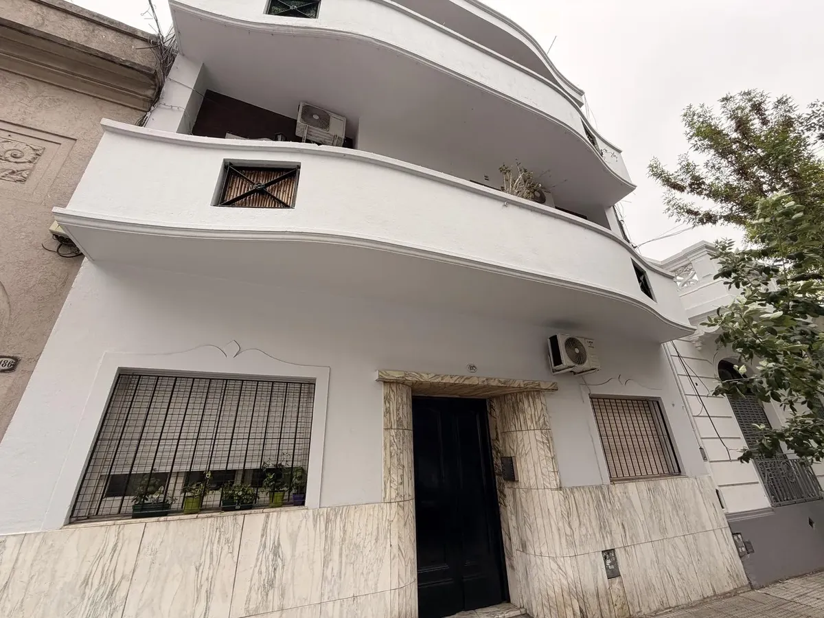 Kitnet de 1 ambiente com varanda para alugar em Palermo Viejo