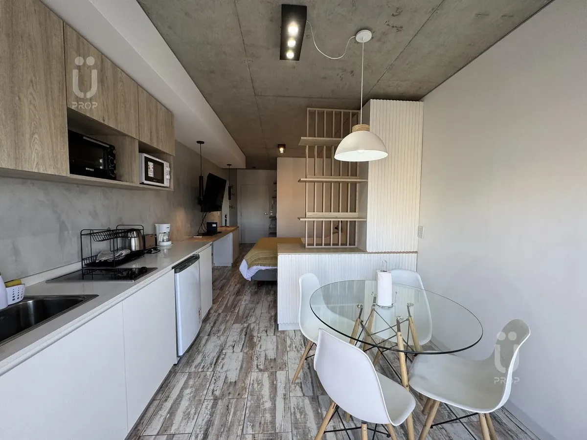 Apartamento de kitnet mobiliado com amenidades em Chacarita