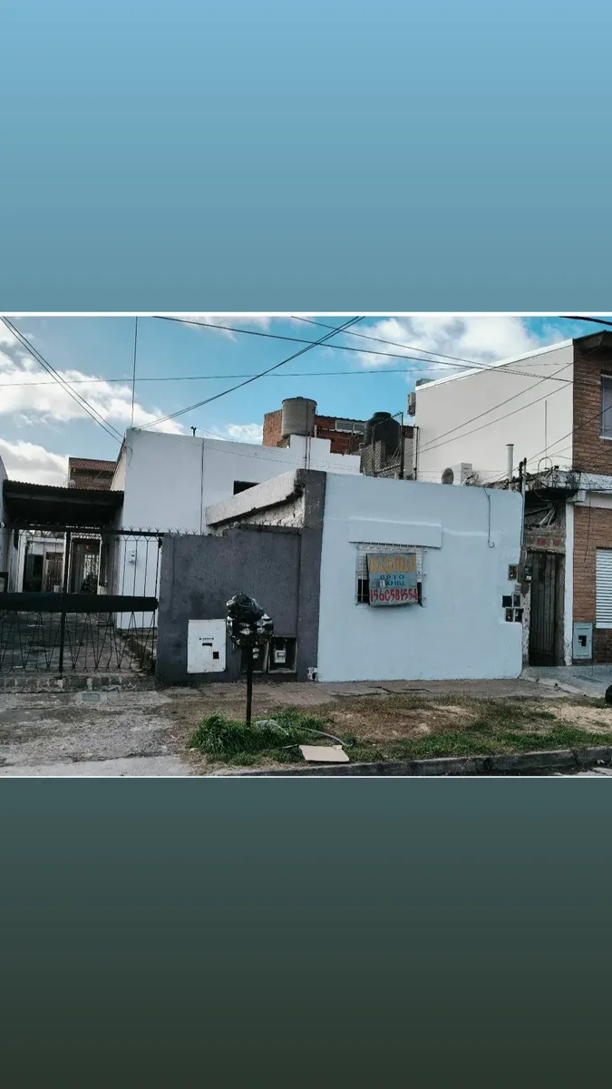 Kitnet reformada com pátio em Quilmes