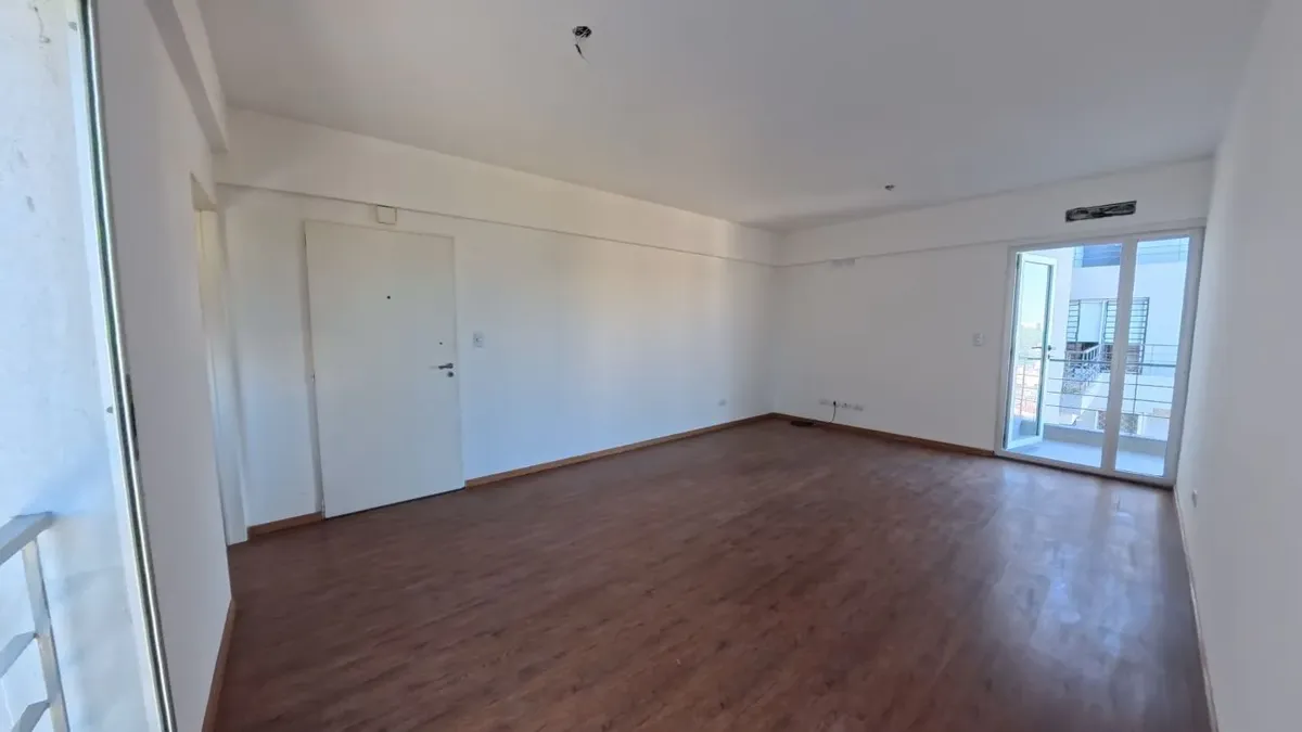 Apartamento de dois ambientes com 56,9 m² em Monte Castro