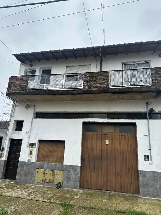 Квартира в Avellaneda с 2 спальнями в Villa Dominico