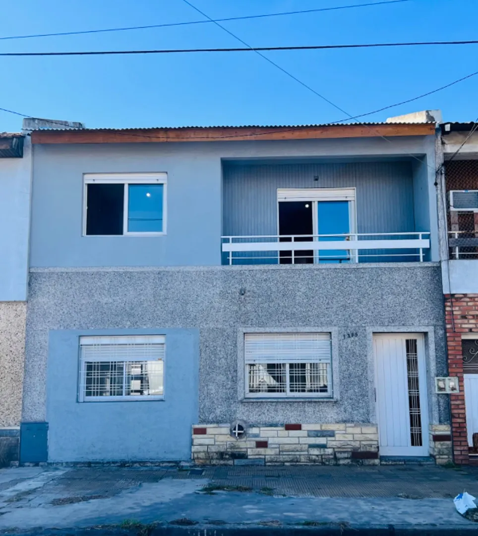 PH ground-floor or upper unit with 2 bedrooms in Ramos Mejía