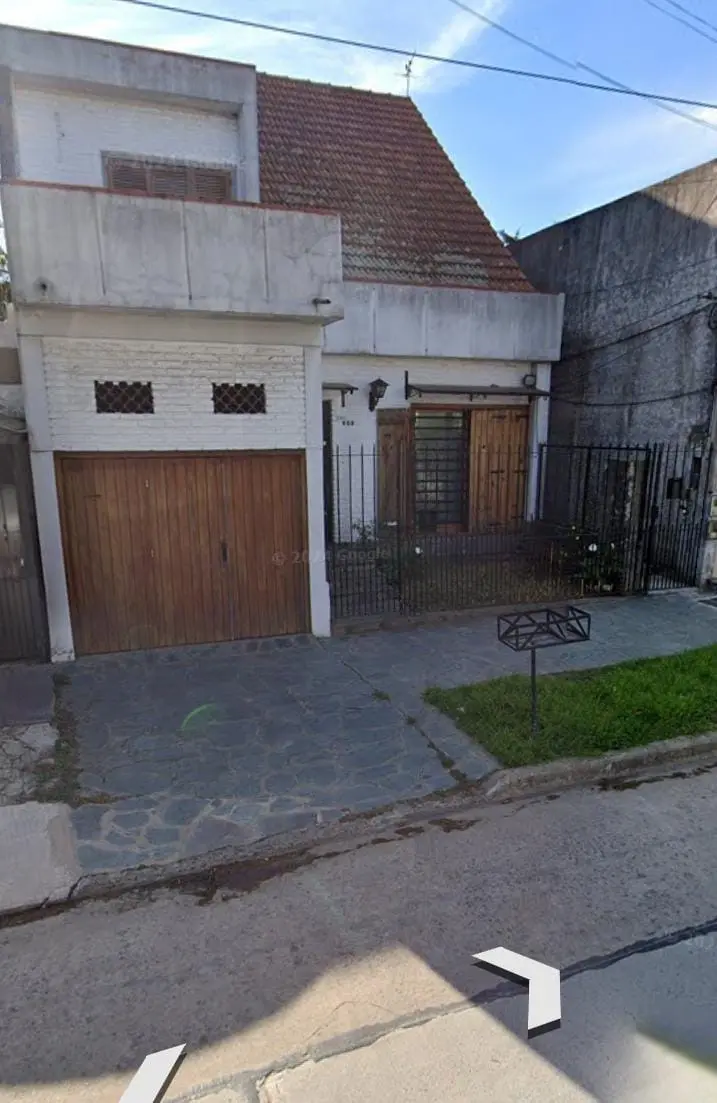 Small 1-bedroom PH in Quilmes