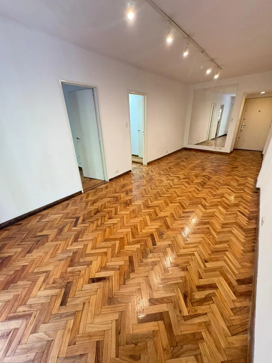 Apartamento de três dormitórios em Palermo