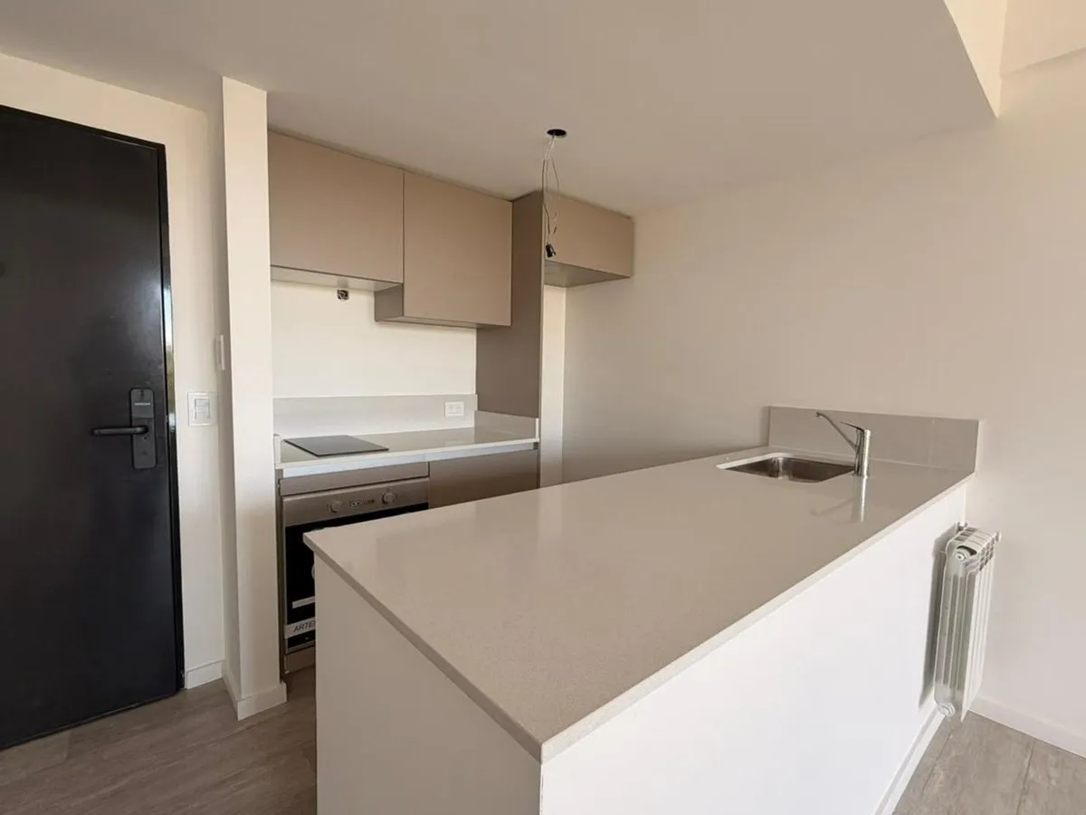 Квартира с 1 спальней и 2 комнатами в Monte Castro