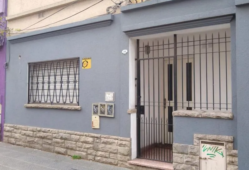 Two-bedroom apartment with patio in Banfield