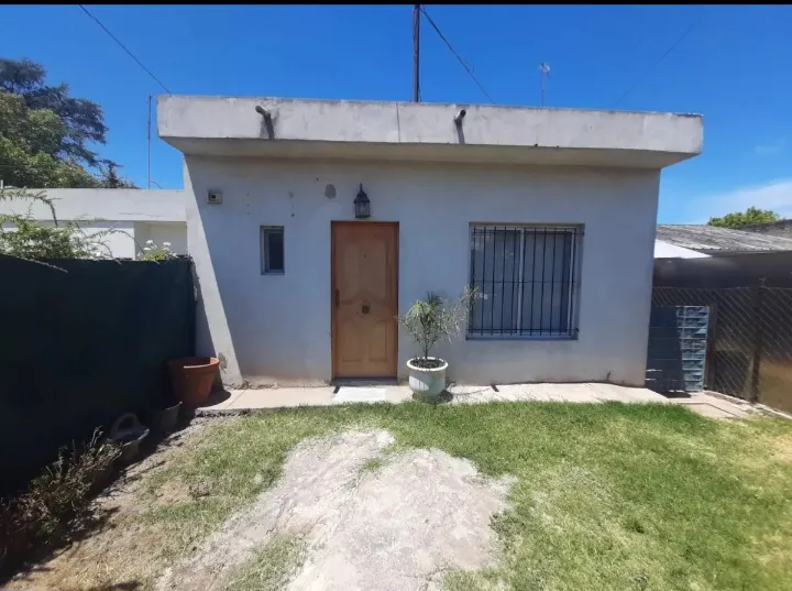 Casa em PH com entrada independente para alugar em Hurlingham