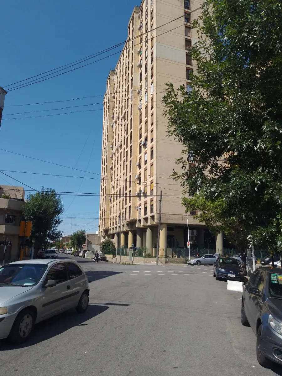 Departamento de 2 ambientes con 1 dormitorio en Avellaneda Centro