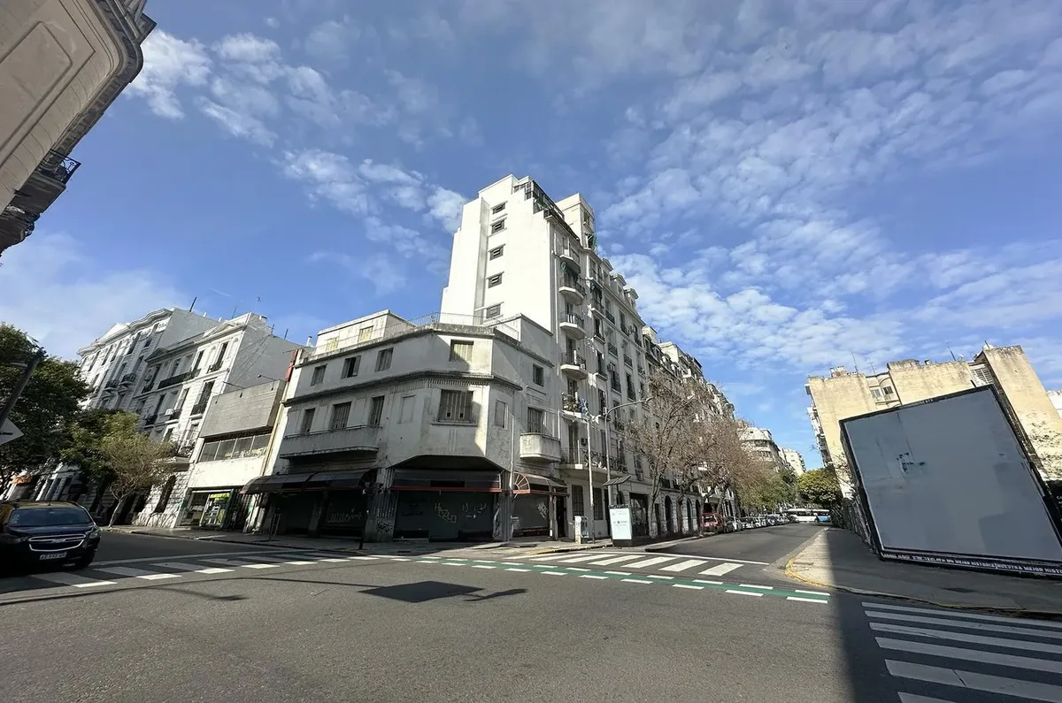 Apartamento de 3 ambientes com escritório e varanda em Balvanera