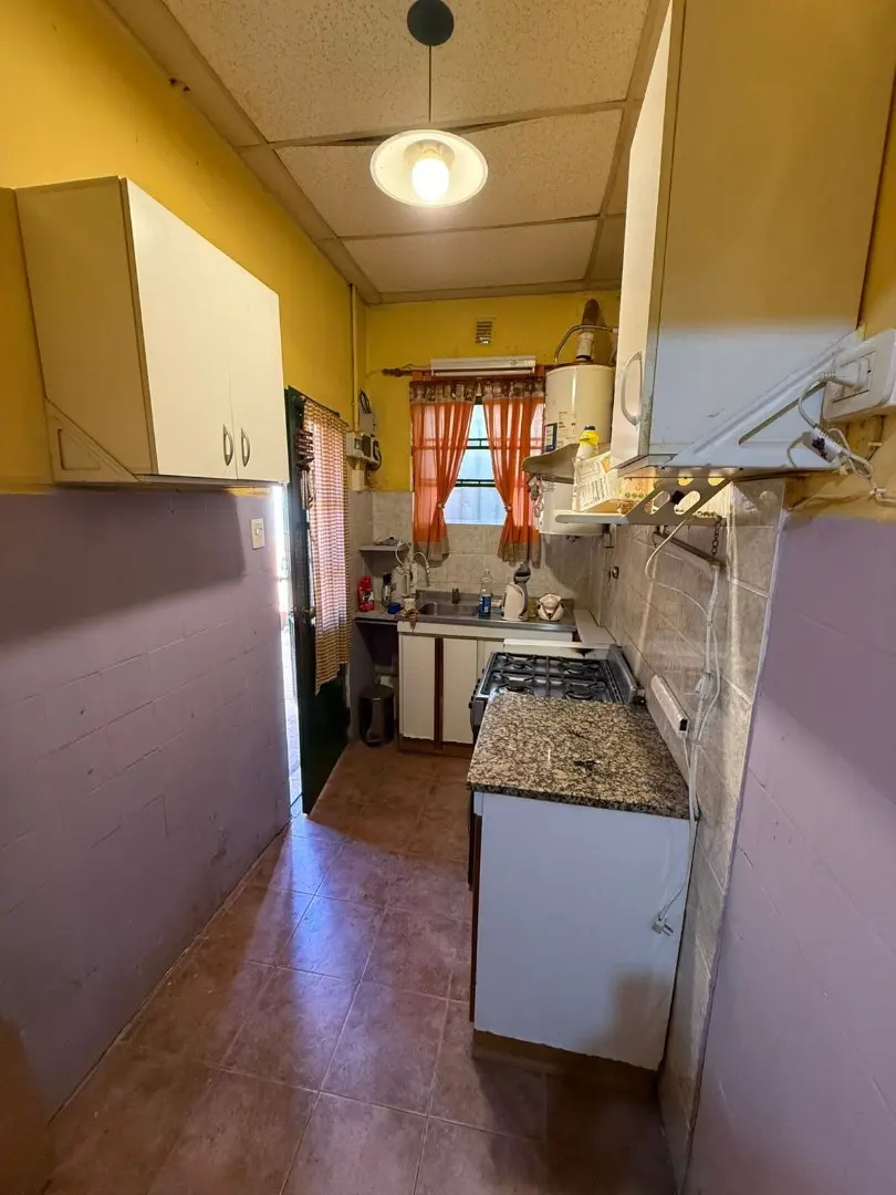 Apartamento de dois ambientes com 1 quarto em Lanús Oeste