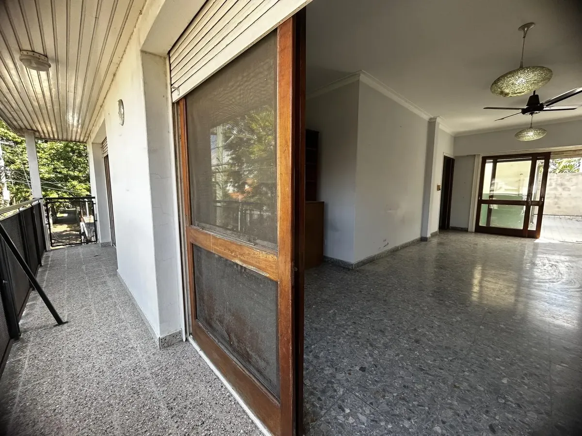 PH de 3 ambientes com 2 dormitórios em Martínez