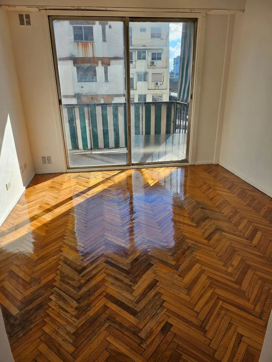 Apartamento de dois ambientes com 1 dormitório em Constitución