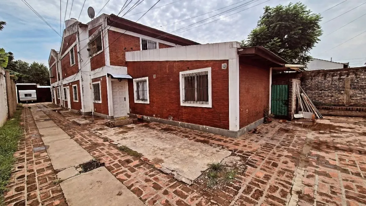 Apartamento com 2 dormitórios com vaga de garagem em José C. Paz