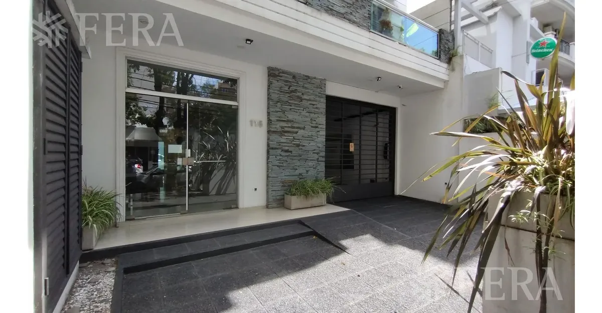 Three-room apartment with parking in Quilmes