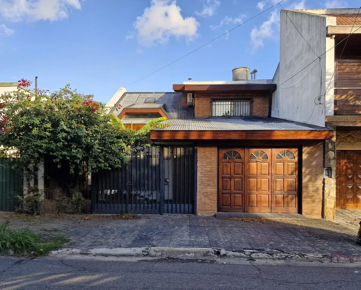 Three-bedroom house for rent in Florida Oeste (Vicente López)