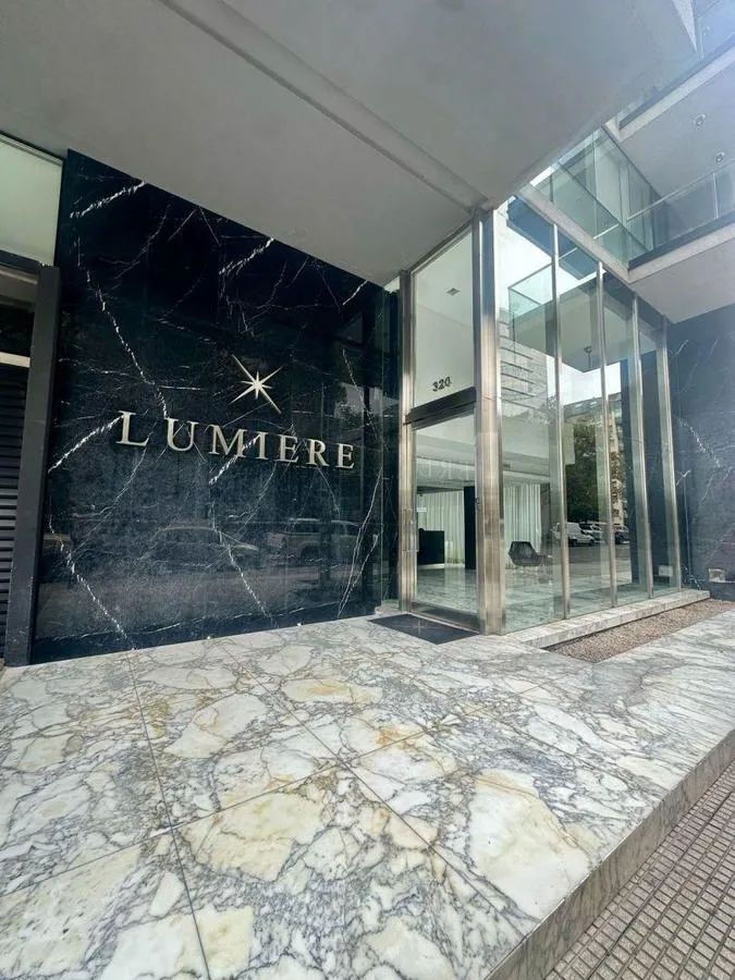 Меблированная квартира с 1 спальней и парковочным местом в Puerto Madero