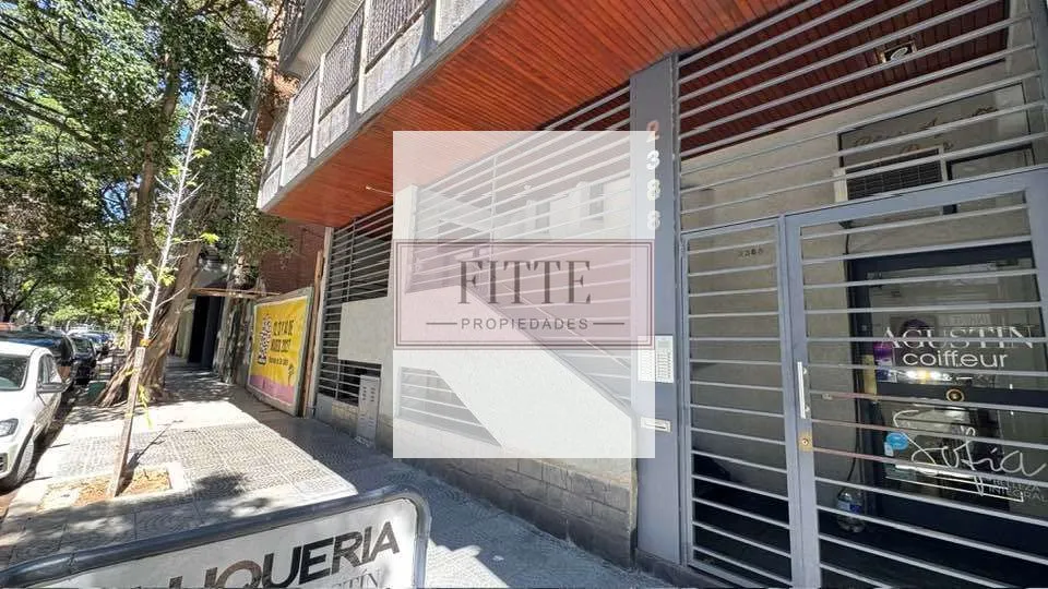 Apartamento de três ambientes com grande terraço em Belgrano