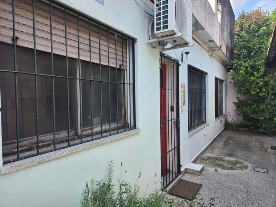 PH de 2 dormitorios en alquiler en Morón