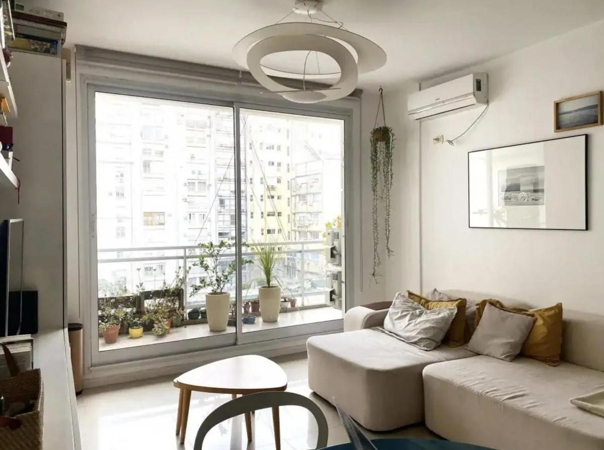 Apartamento de dois ambientes mobiliado em Recoleta com vaga de garagem