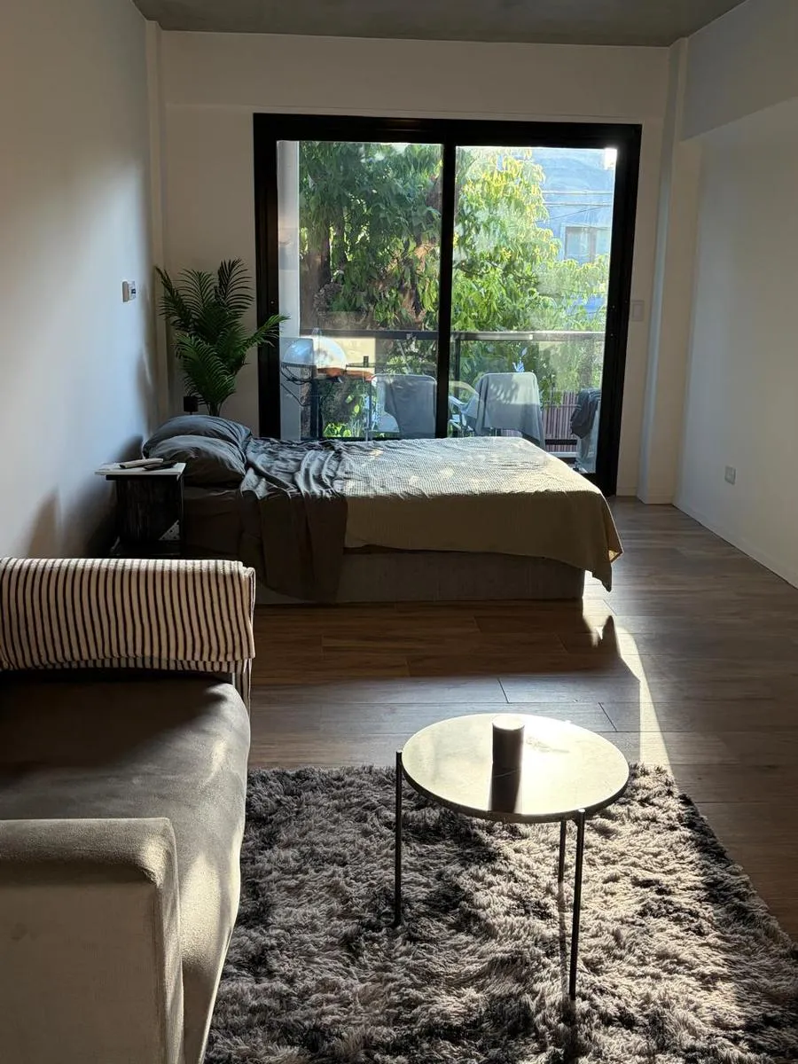 Квартира-студия с мебелью и балконом в Saavedra