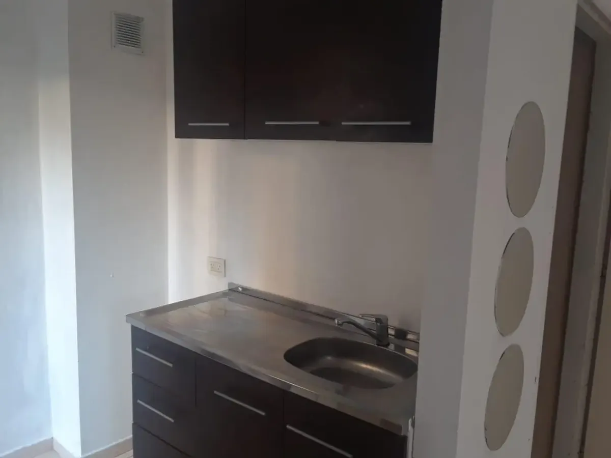 Квартира-студия в Monserrat