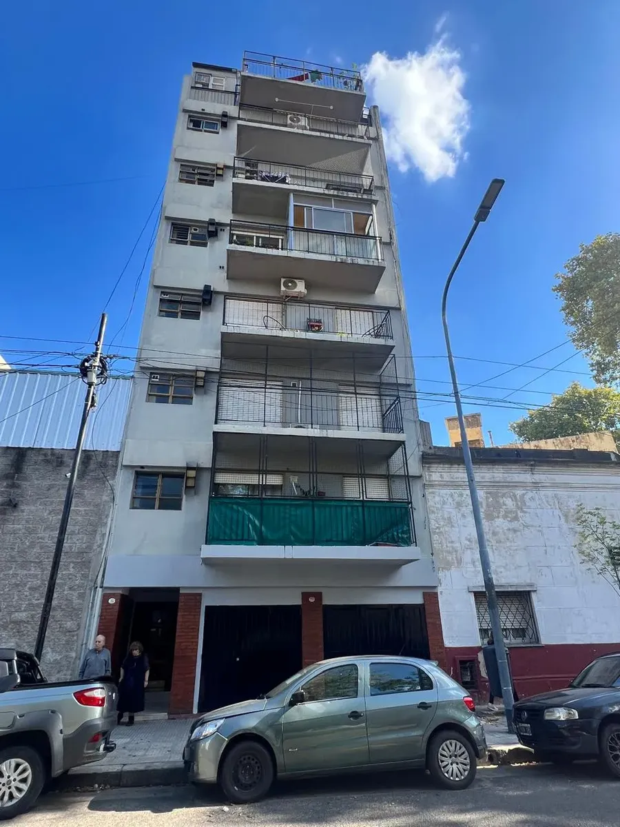 Apartamento de 2 ambientes com 1 quarto em Vélez Sarsfield