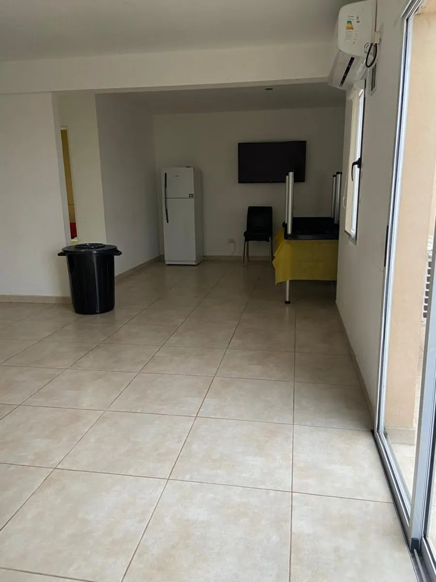 Apartamento de dois ambientes para alugar em Lanús