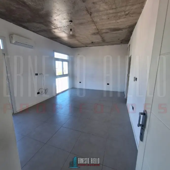 Studio apartment for office or consultation in Quilmes Centro