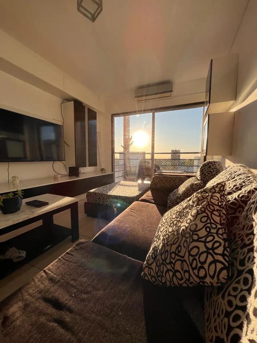 Меблированная квартира с 2 спальнями в Bernal