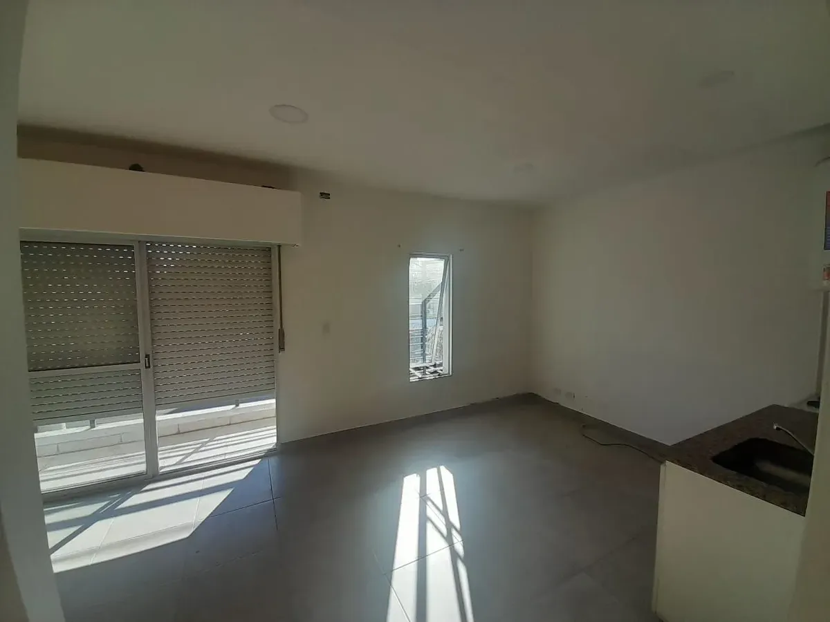 Monoambiente en alquiler en Caseros