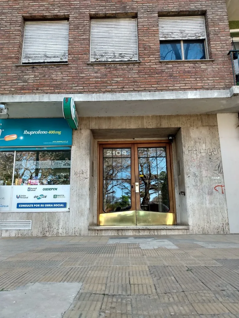 Квартира с 1 спальней, прачечной и кладовой в Vicente López