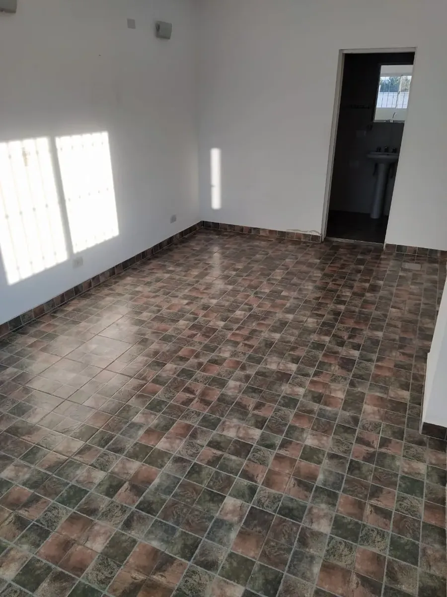 Departamento de 2 ambientes en San Isidro (Lomas)