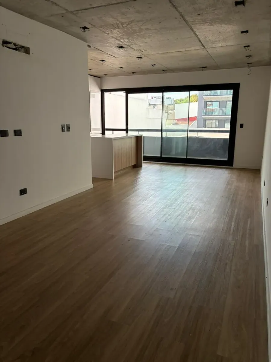 Departamento de 4 ambientes en alquiler en Liniers