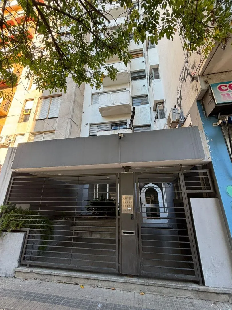 Apartamento de 2 dormitórios mobiliado em La Plata