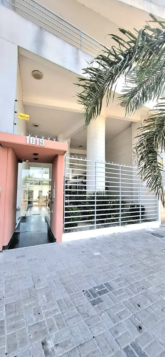 Departamento En Alquiler En Berazategui Centro